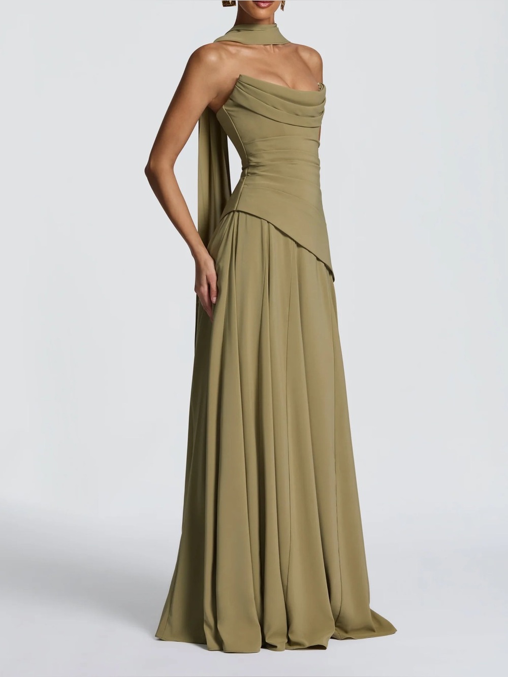 Elegant Olive Maxi Dress with Choker Neckline - Picture 5 of 7